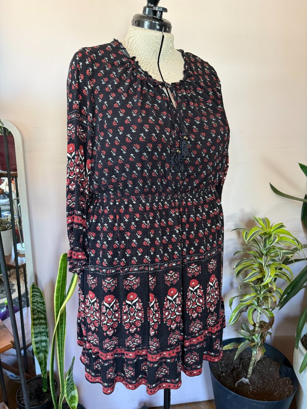 AMERICAN RAG Plus Size 3X women's short Peasant Dress with 3/4 sleeves black red